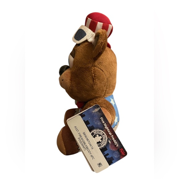 Funko Five Nights at Freddys 7 inch Firework Freddy plush NWT - Picture 5 of 10